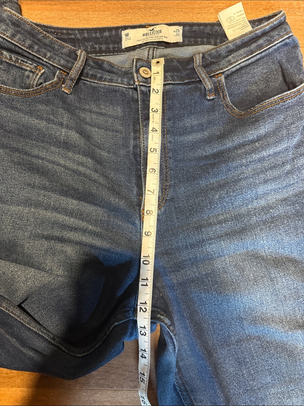 Hollister Women's Dark Blue Distressed High Waisted Relaxed Jeans - Picture 4 of 5
